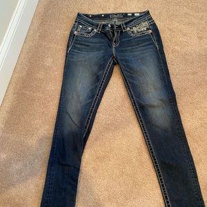 Miss Me Women’s Signature Cuffed Skinny Jean size 27 Rhinestone/Sequin  EUC
